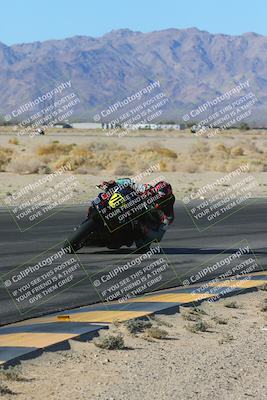 media/Jan-10-2025-CVMA Friday Practice (Fri) [[489e0da257]]/Group 4 and Trackday/Session 2 (Turn 4 Inside)/